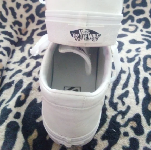 Vans Classic White Lace-Up Sneakers - Picture 5 of 12